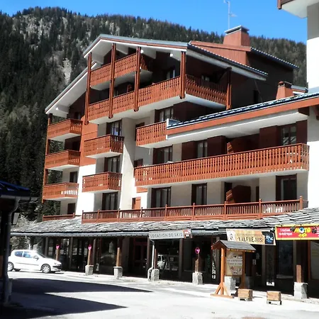 Chaviere - Pour 4 Personnes Mae-8544 *
